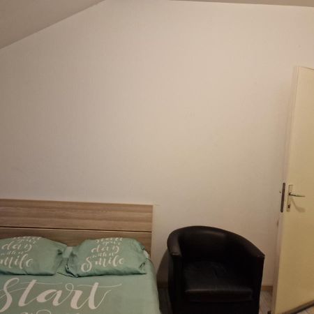 Residence Mantekila Marcinelle Ngoại thất bức ảnh